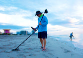 Minelab Equinox 800 Beach Settings Guide: Optimize for Sand