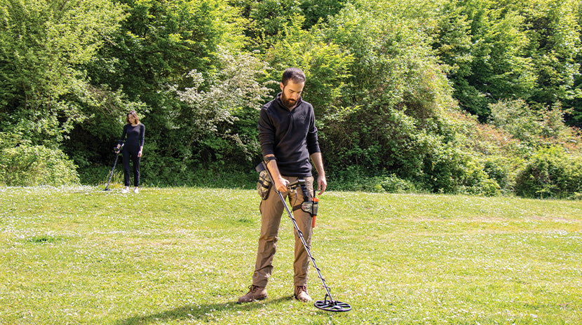 Start Metal Detecting the Right Way: Best Beginner Detectors for 2026