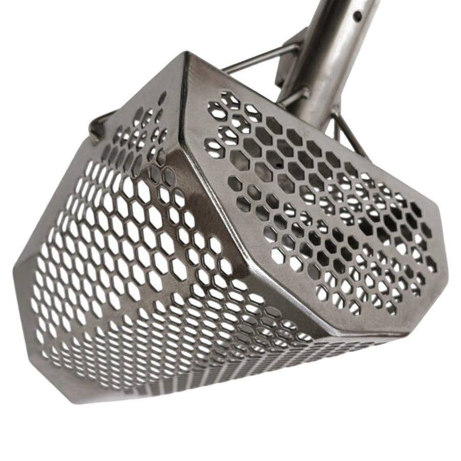 CooB Shark 710 stiffening rib and hand-welded seam detail
