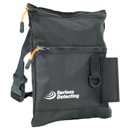 Serious Detecting mesh beach finds pouch, front view showing pinpointer holster