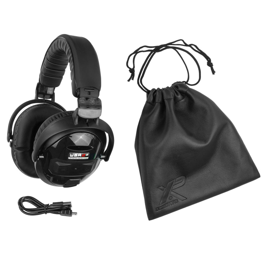 The wireless headphones and case included with the XP XTREM Hunter. 