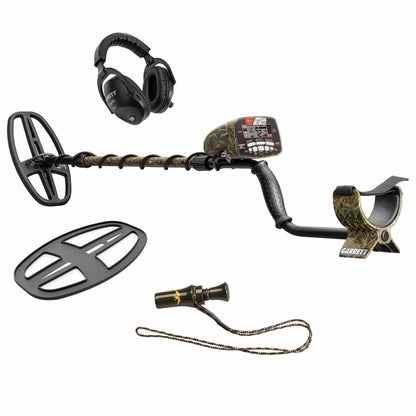Garrett AT Max Jase Robertson Signature Edition metal detector with camouflage pattern 6-inch by 11-inch Viper DD coil and MS-3 wireless headphones