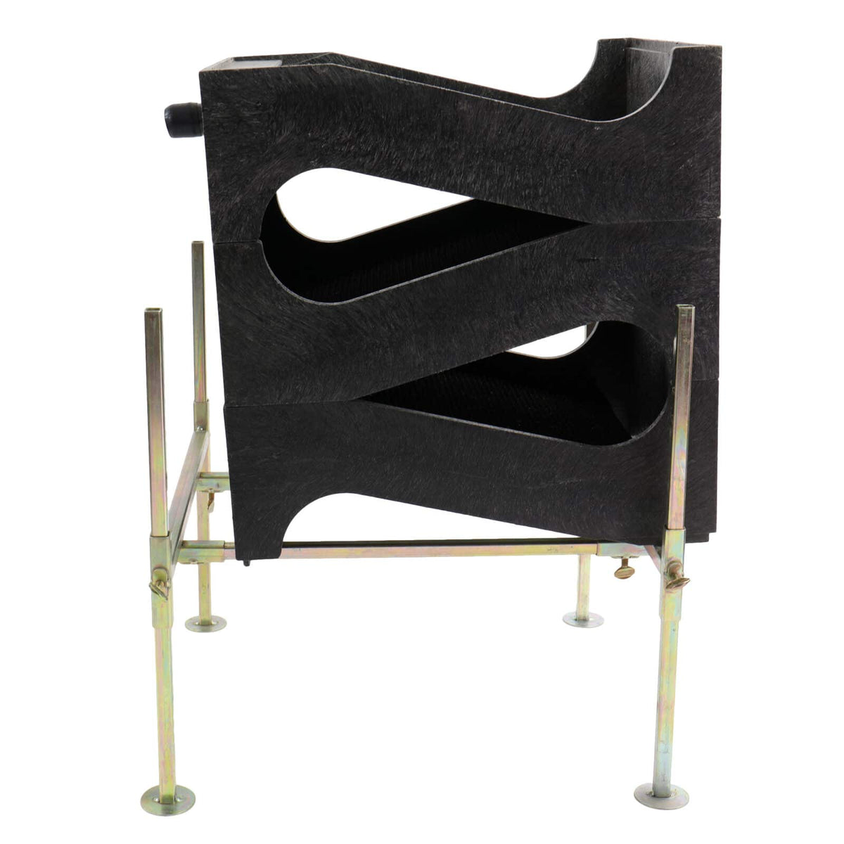 Side view of the stand and separator trays