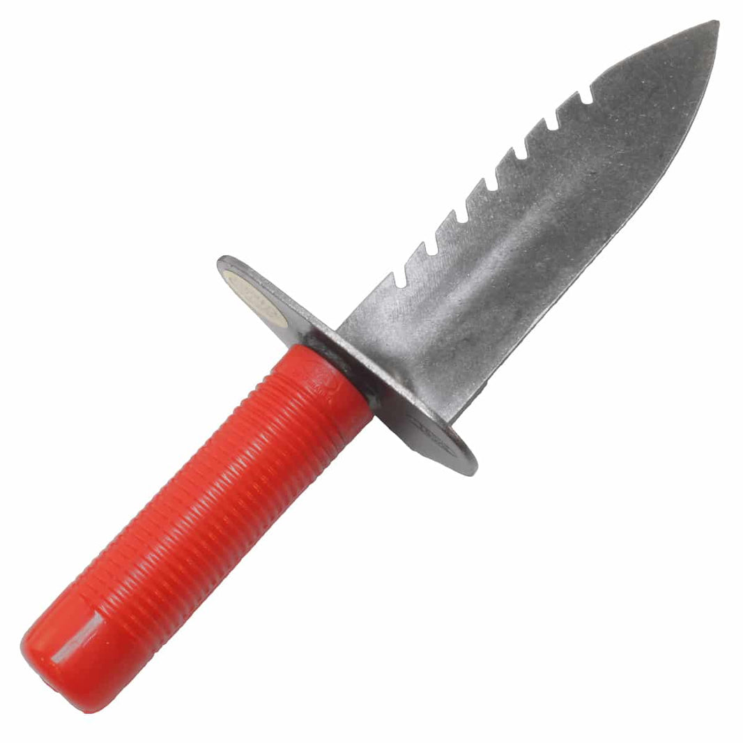 Close-up of Lesche Left Serrated Digging Tool blade showing saw-tooth edge for cutting roots
