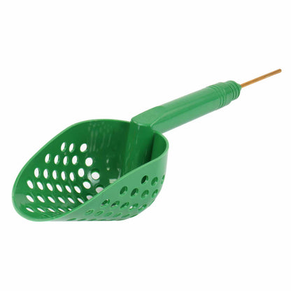 Gold prospecting scoop showing length and ergonomic design features