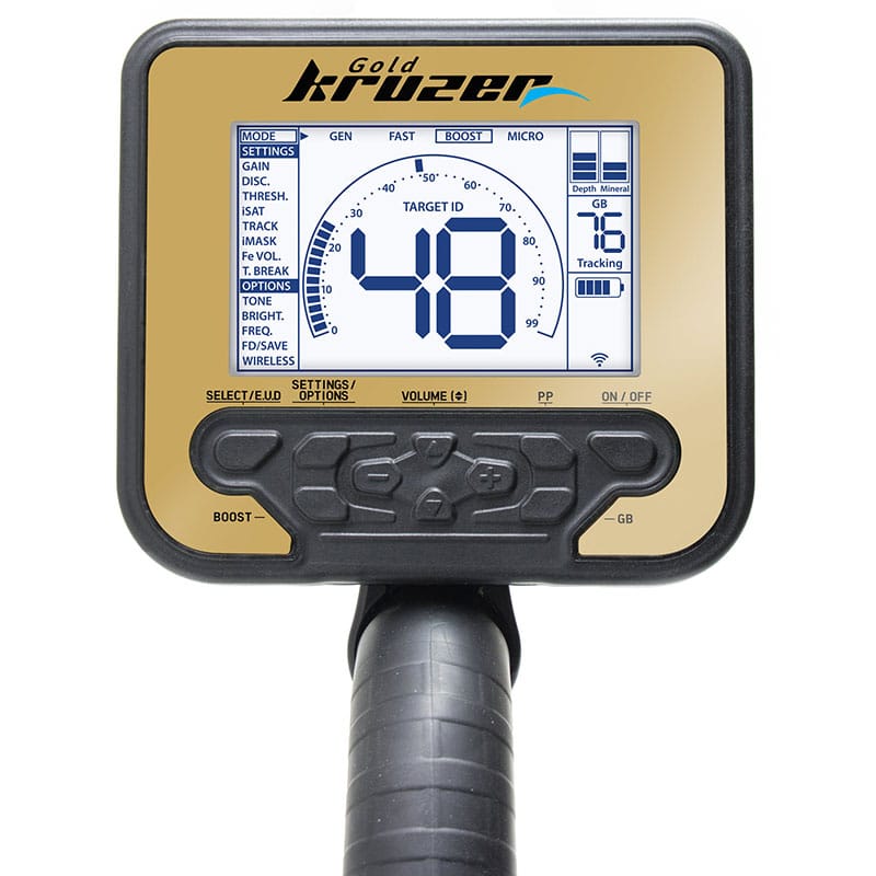 Nokta Gold Kruzer control unit displaying LCD screen and keypad.